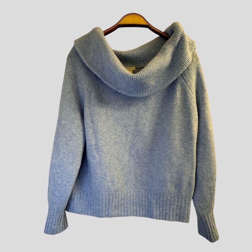 H&M Women’s Turtleneck Sweater Size XS Blue Off Shoulder Cropped Oversized